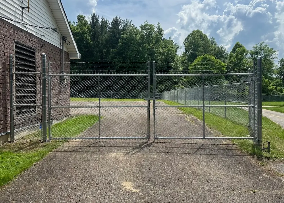 6' commercial chain link double gate with barbed wire commercial chain link fence and double gate with barbed wire
