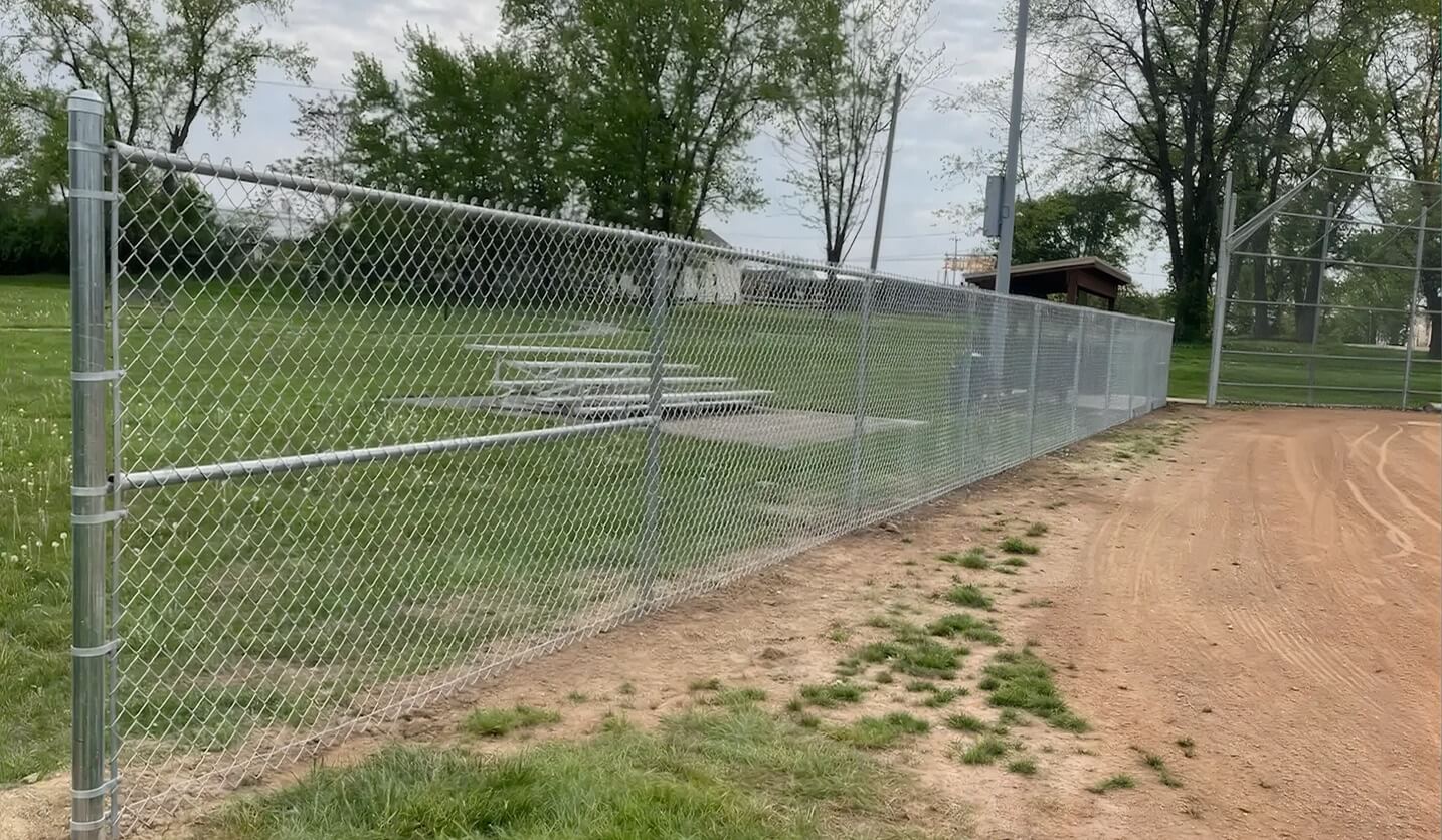 6-foot-galvanized-commecial-chain-link-fence 6-foot galvanized commercial chain-link fence installed in Medina, Ohio
